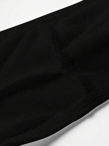 Set de 2 piezas de ropa interior de hombre con sujeta calcetines y diseño de logotipo - Negro - Ver 4