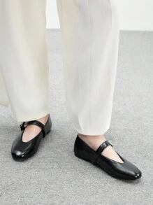 CUCCOO BIZCHIC Women's Fashion Commuter Versatile Casual Mary Jane Flat Shoes For Christmas