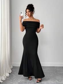 Elenzga فستان كاجوال للسيدات بحجم كبير بلون أحادي مكشوف الكتف / فستان صيفي مثير وأنيق بياقة مكشوفة الكتف مناسب وضيق - الأسود - مشاهدة 1