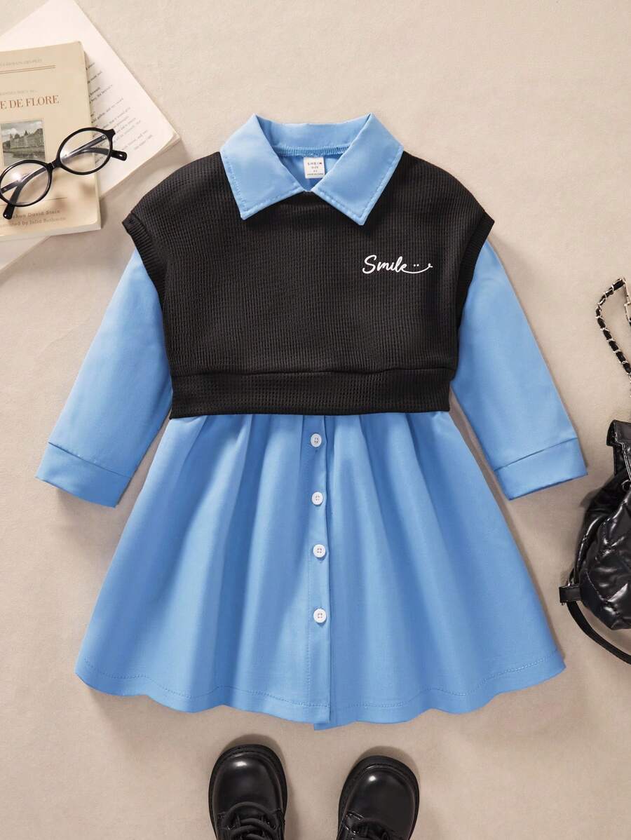 SHEIN Explorewe 年轻女孩的休闲宽松翻领长袖衬衫裙和简约徽标印花背心，适合上学和日常穿着 - 藍色 - 查看 1