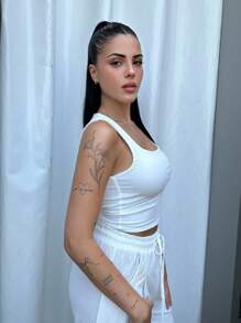 Lucia Bellido 白色休闲基础短款无袖上衣、紧身上衣、基本款上衣、外出上衣、女士夏季上衣、沙滩装 - 白色 - 查看 1