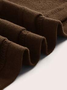 SHEIN EZwear Deep Brown Casual Minimalist Pattern Round Neck Tight Backless Hollow Out Women T-Shirt, Suitable For Summer - Brown - View 4