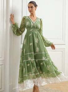 Aveloria Rosie Modisches Maxikleid mit V-Ausschnitt, Blumen-Spitzen-Patchwork und Stickerei, elegant für den frühen Herbst - Grün - Übersicht 4