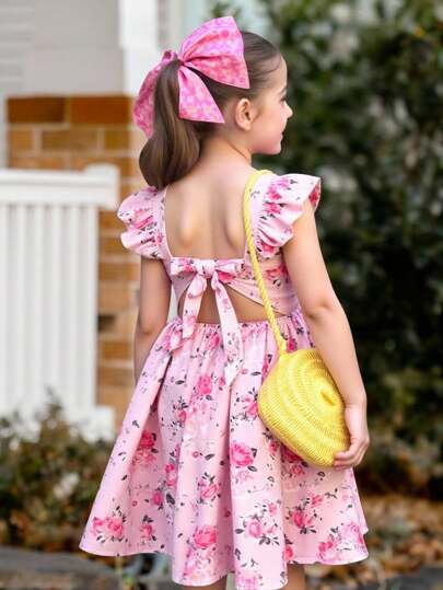 Emery Rose Kids Emery Rose Kids 年轻女孩编织碎花方领荷叶边腰后蝴蝶结装饰休闲甜美派对礼服，适合派对、返校、女性时尚、法式优雅、公主风格、婚礼季、生日聚会、碎花、玫瑰、情人节少女、花童礼服、夏季海滩度假、妈妈和女儿与姐妹搭配风格、搭配家庭度假、假日、乡村风格。