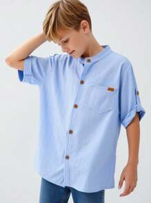 Tween Boys White Short Sleeve Stand Collar Textured Wavy Striped Shirt, Khaki Faux Wood Buttons, Chest Pocket, Minimalist Decor, Comfortable Casual Shirt Suitable For School, Travel, Home, Vacation, Relaxed Fit, Suitable For Spring, Summer, Autumn - Baby Blue - View 8