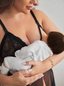 Moonlight&Mama Black Lace Patchwork, Mesh Patchwork, Ruffle Trim, Front Closure Nursing Cup Maternity Bra, Pregnancy Photography, Romantic French Style - Black - View 4