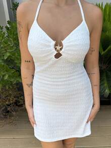 Lucia Bellido Sexy V-Ausschnitt Minikleid mit Metallseestern Dekor, Rückenausschnitt, Textur, ideal für Urlaub, Dates, Nachmittagstee, Feiertage, Musikfestivals, Boho-Stil - Weiss - Übersicht 3