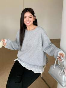 Dazy Plus 秋季大码女款纯色圆领长袖蕾丝拼布休闲套头衫 - 灰色 - 查看 3