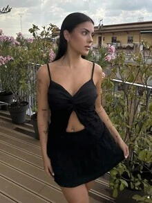 Lucia Bellido 2 Stücke Damen-Set mit Camisole-Top und A-Linien-Minirock mit Rüschenbesatz, Frühling/Sommer