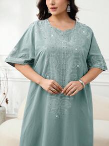 Al Najma 大码女式休闲宽松腰果刺绣短袖阿拉伯连衣裙 - 綠色 - 查看 1