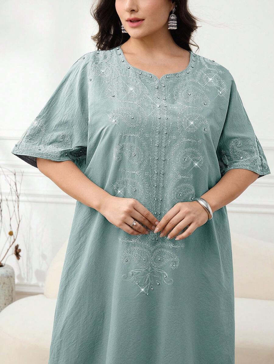 Al Najma 大码女式休闲宽松腰果刺绣短袖阿拉伯连衣裙 - 綠色 - 查看 1