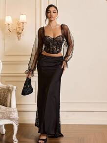 Zolique Contrast Mesh Flare Sleeve Crop Floral Lace Top Fall Cloth For Women - Black - View 3