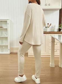 SHEIN 秋装、秋季服装、孕妇装 秋季服装 孕妇装 2 件套 孕妇休闲纯色罗纹上衣和可调节腰部裤子套装 罗纹两件套 女式两件套 舒适两件套 女式两件套 休闲两件套 女式两件套 休闲两件套 女式两件套 - 杏色 - 查看 2