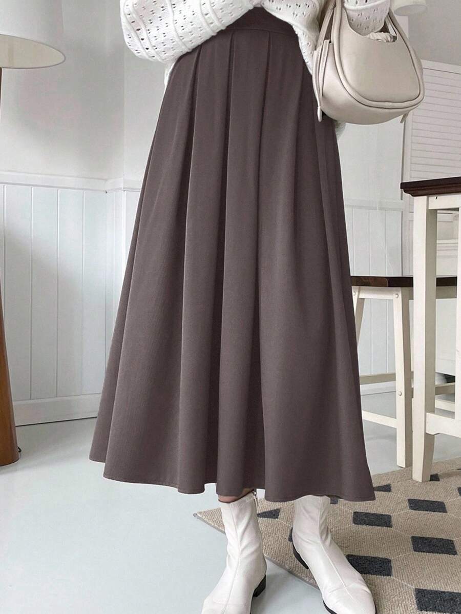 DAZY Casual Versatile Commute Solid Color Pleated Skirt - Maroon - View 1