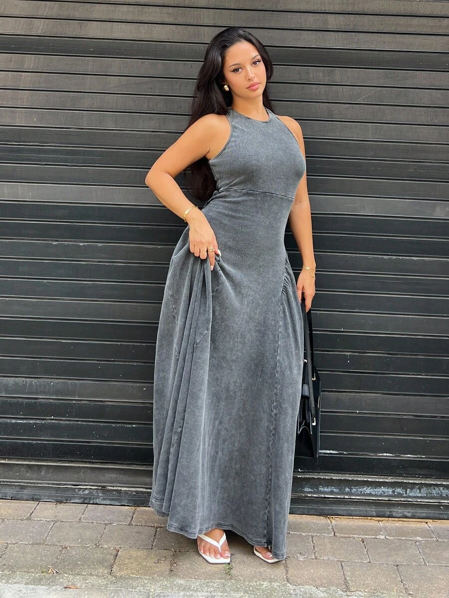 NegzBox 2025 新款夏季女式黑色仿旧洗水露背设计连衣裙 - 黑色 - 查看 1