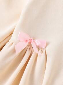 SHEIN 婴儿/女宝宝时尚荷叶边领长袖连衣裙，可爱百搭 - 杏色 - 查看 6