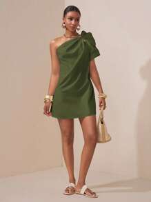 Zivah 2025 春夏新款音乐节、复活节、圣帕特里克节、西部风、游牧风、生日派对、毕业典礼、学院风、学生装、休闲日常、度假、邮轮旅行、海滩、日光浴、病毒式传播、街头潮流、优雅白色不对称褶皱泡泡袖短款纯色连衣裙 - 軍綠色 - 查看 7