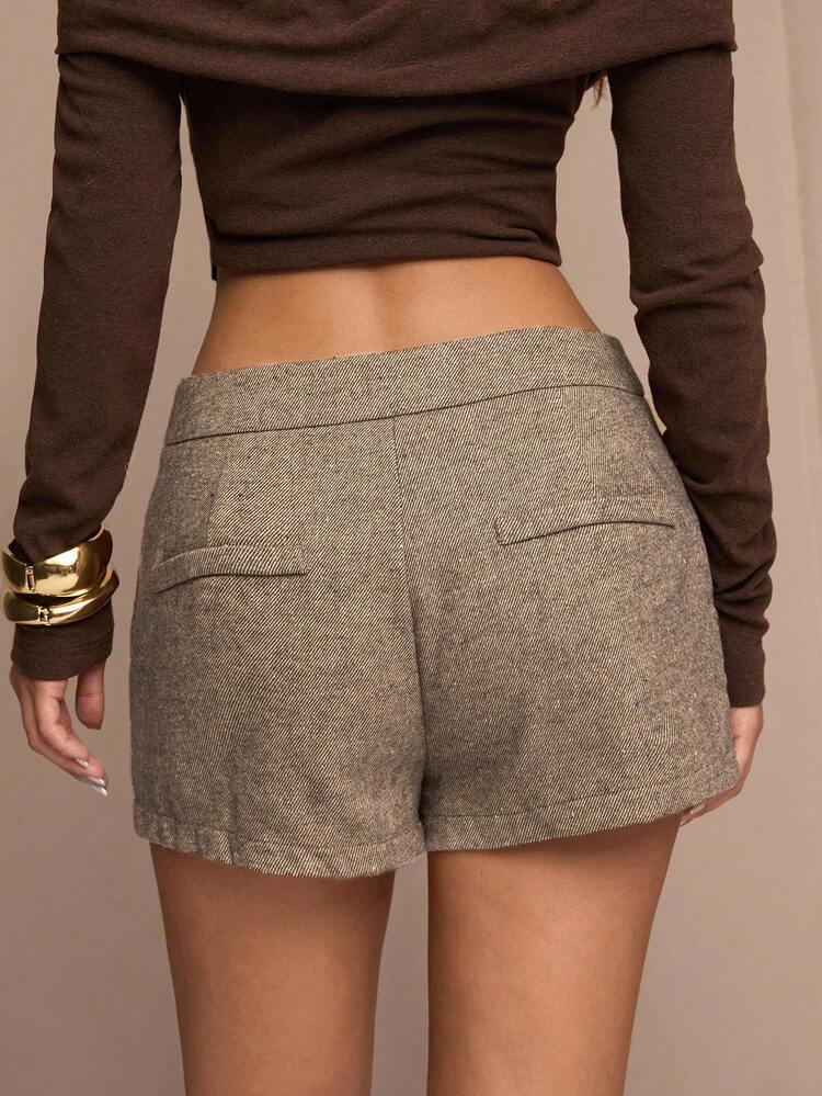 SHEIN BAE 女士秋冬斜纹磨毛休闲百搭简约商务日常低腰短裤，适合外出穿着、商务休闲女装、休闲短裤、女士办公室穿搭等。 - 咖啡棕 - 查看 2
