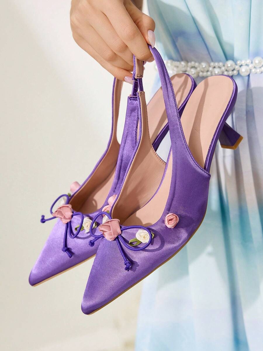 CUCCOO CHICEST Giày cao gót mũi nhọn thanh lịch dành cho nữ với họa tiết hoa hồng 3D, điểm nhấn nơ, gót nhọn, chất liệu satin, thích hợp cho những dịp trang trọng, tiệc tùng, hẹn hò, trà chiều, Halloween, màu tím - Màu tím - Xem 1