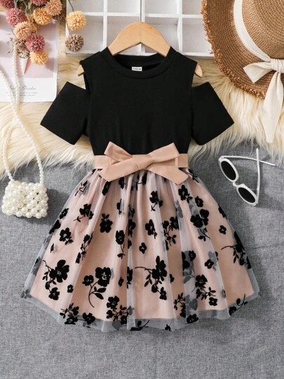 SHEIN Glamorique Kids 年輕女孩露肩短袖花卉網片拼接套頭裙,配上腰帶,適合淑女風格