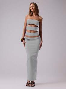 MUSERA 这款修身优雅的无袖连衣裙采用性感镂空设计，适合春夏俱乐部度假、伊比沙岛海滩音乐节、婚礼宾客派对等场合。它同样适合春夏赛马会、度假、婚礼宾客、毕业典礼等场合，尽显性感魅力。 - 灰色 - 查看 4