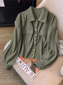 SHEIN LUNE Plus Size Fall Clothes Women Solid Color Minimalist Casual Long Sleeve Jacket Fall Jackets & Fall Women Clothes Winter Clothes Fall Back To School Kawaii Streetwear Women Vintage Clothes Grunge Basic Techno Stylish Plus Size Women's Khaki Casual Jacket Featuring A Classic Lapel Neckline And Extra, Long Sleeves With Gathered Cuffs. This Short Woven Outerwear Includes A Functional Drawstring Waist For A Flattering Fit Basic Back To School Autumn Going Out Tracksuit Crop Tops