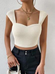 Chiquease Solid Sweetheart Neck Crop Top