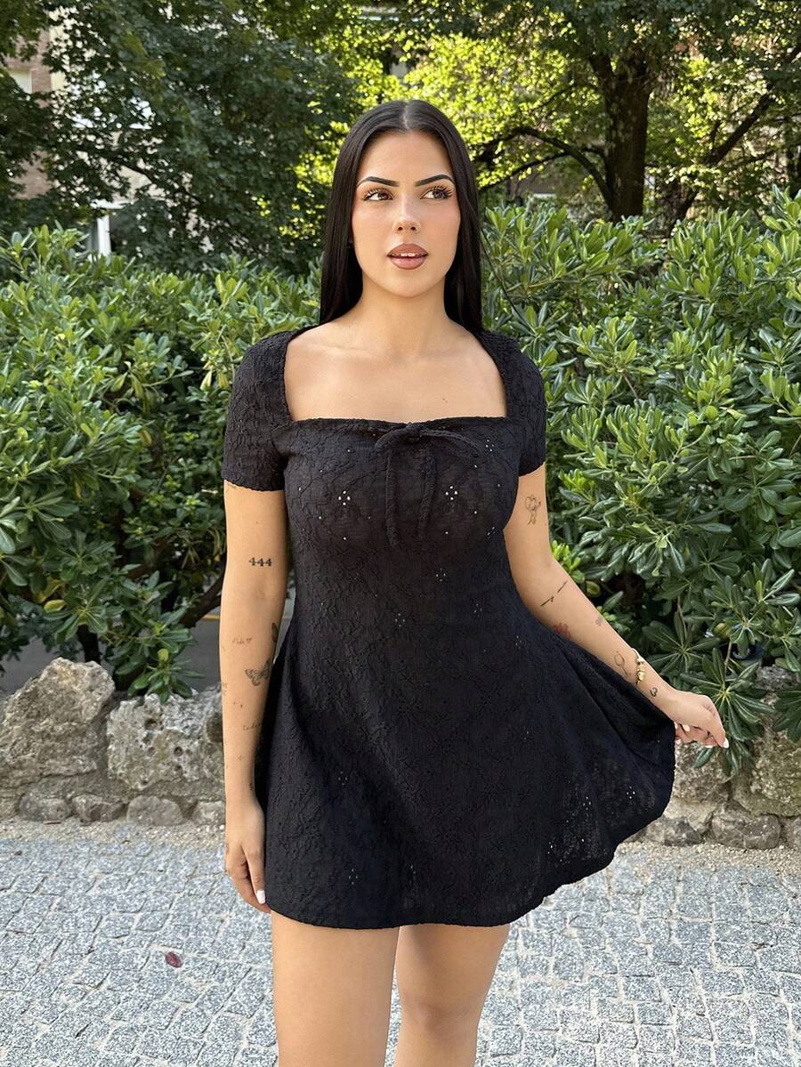 Lucia Bellido 1 bucată rochie mini Y2K, cu mânecă scurtă, cu gât pătrat, albă, primăvară/vară - Negru - Vizualizare 1