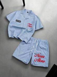 Manfinity EMRG 2 pièces/Set Chemise à manches courtes et short imprimés de rayures et de lettres pour hommes, décontracté, mode, tenue de rue, style preppy, chemise à boutons col, idéal pour un cadeau de petit ami, chemises de rue pour hommes, t-shirts vintage pour hommes. Ensemble court rayé bleu pour hommes, 2 pièces, ensemble d'été pour hommes, ensemble assorti pour hommes, ensemble court décontracté pour hommes, 2 pièces, un excellent cadeau pour votre petit ami - Bleu et Blanc - Voir 3