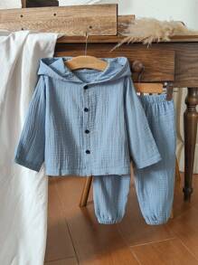 SHEIN Vintaside Kids 幼儿男童可爱舒适休闲时尚褶皱纱布浅蓝色连帽长袖开衫上衣和裤子套装 - 霧霾藍 - 查看 3