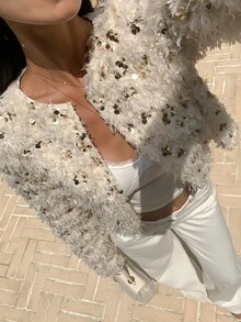 Serisse 女士法式休闲时尚通勤亮片装饰仿皮草外套，节日亮片毛绒外套，适合日常通勤。秋季女装、冬季女装、四季皆宜、冬季女装、休闲办公女装、法式风格、商务休闲女装、优雅、通勤、简约、办公室、复古、简约、日常穿着、国庆节、新年女装、舒适的秋冬女装 - 杏色 - 查看 5