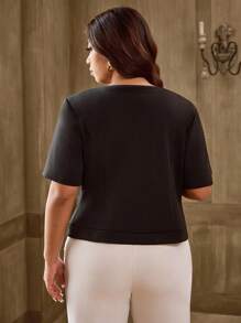 SHEIN LUNE Plus Size Elegant Commuter Decorative Button Short Sleeve Jacket, Summer - Black - View 2
