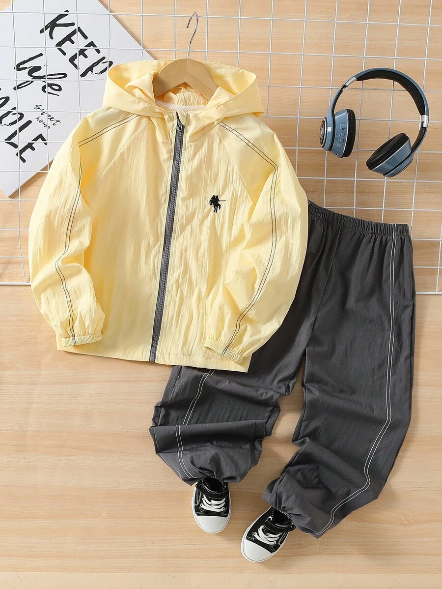 2pcs Toddler Boys' Light Color Zip-Up Hooded Jacket And Dark Color Elastic Cuff Pants Set, Spring/Autumn Chic Outfits For Autumn/Winter - Yellow - View 1