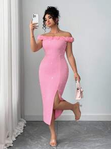 Celure Robe ajustée élégante et urbaine pour grandes tailles, avec épaules dénudées, ornements de perles et fleurs 3D. Marque : Bella, Elenzga