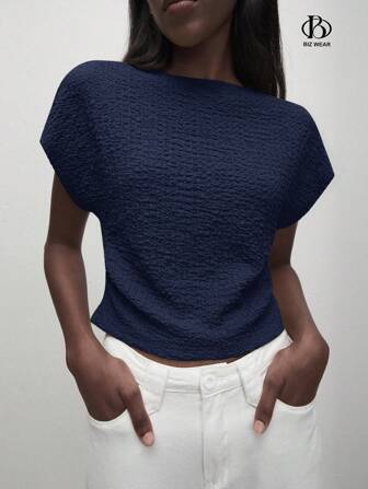 BizChic Blouse tricotée texturée bleu marine à une épaule, nouvelle collection Automne/Hiver 2025. Chic et élégante pour un style urbain décontracté, le bureau, les sorties, les fêtes, l'aéroport, les festivals de musique country romantiques, le style coréen vintage, les mariages, les anniversaires, Halloween, Noël.
