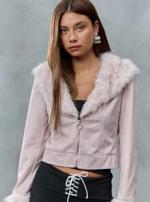 TypaGal 仿麂皮短款外套，毛绒领口和袖口，柔和的粉色。完美打造舒适惬意的千禧年代风格秋季造型，兼具保暖性和时尚感。 - 粉色 - 查看 5