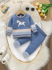 SHEIN 毛衣套装，可爱小马提花套头毛衣+新生儿连脚裤，2件套时尚休闲男婴针织套装，男婴小马毛衣套装，针织两件套，男婴两件套服装，男婴冬季服装，男婴秋季服装，男婴秋季套装