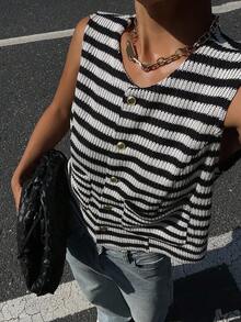 DAZY Women's Casual Sleeveless Solid Color Round Neck Fitted Jacket, Spring/Summer Vest - Black and White - View 3