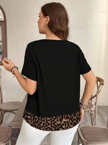 SHEIN LUNE Lässiges, minimalistisches T-Shirt mit rundem Ausschnitt, Kurzarm, Leoparden-Muster und Farbblockdesign mit Tasche, Große Größen, geeignet für den Sommer