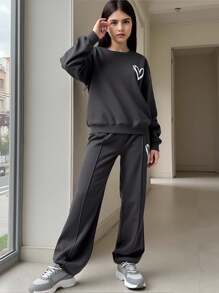 SHEIN Teen Girl Daily Casual Streetwear Heart Print Knit Solid Color Loose Raglan Sleeve Hoodie And Pleated Wide Leg Sweatpants Set Fall Winter