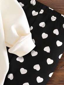 SHEIN 女婴可爱手绘心形印花针织厚柔软圆领长袖运动衫和紧身裤套装，适合秋冬季