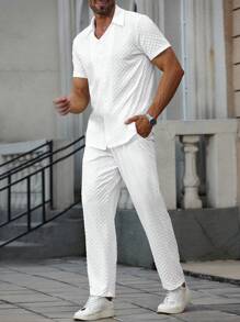 Manfinity Homme Set di camicia a maniche corte e pantaloni di colore solido con texture, casual da uomo per l'estate