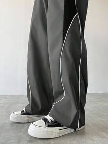 Manfinity EMRG Men's Casual Color Block Drawstring Straight Leg Pants, Loose Fit Long Patchwork Black Straight Leg Sweatpants, Fall Football - Dark Grey - View 7