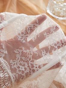 SHEIN 1pc Women's Solid Color Lace Sexy Sheer Bra, Going Out