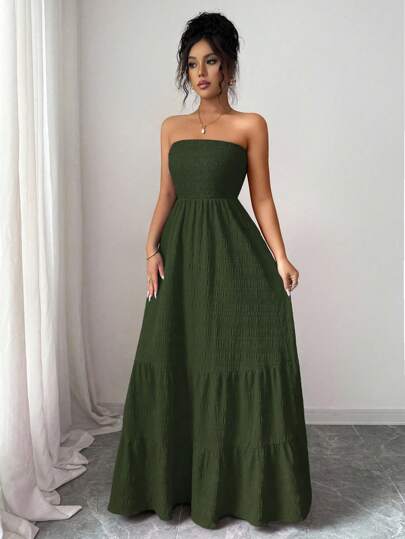 Rafferiza Off The Shoulder Dress Ins Scooped Tube Top Dress For Women In Summer. The Chest Is Pleated To Show The Bust Shape. The Tube Top Design Is Made Of Light And Breathable Textured Fabric. The Loose Skirt Covers The Hips And Makes You Look Thin. Pair It With A Straw Hat For A Beach Vacation And A Sense Of Atmosphere.