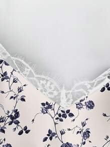 EMERY ROSE Plus Size Women Rose Flower Print Camisole