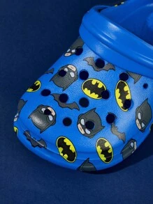 BATMAN X SHEIN 可爱卡通英雄蓝色男童儿童花园拖鞋，适合幼儿和儿童，透气速干水鞋，轻便耐用的EVA材质，适合室内外、浴室、游乐场、游泳池、沙滩等场所穿着。 - 藍色 - 查看 2