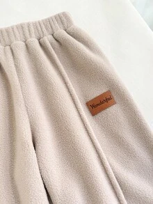 SHEIN 年轻女孩宽松休闲舒适圆领羊毛衫和裤子套装 - 杏色 - 查看 2