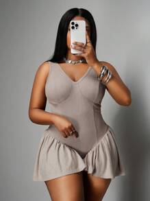 Slaydiva 2025 New Women's Plus Size Casual Street Sports Sleeveless Deep U-Shaped Vest Short Wide Leg Women's Jumpsuit, Khaki Color, Suitable For Music Festivals, Western Style, Nomadic Style, Birthday Parties, Graduation Season, Student Wear, Daily Outings, Versatile, Casual Style, Vacations, Cruise Travel, Beaches, Sunbathing, Popular Internet Celebrities, Minimalist Leisure, Street Wear