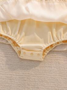 SHEIN Baby Girls' Sweet Princess Style Knitted Ribbed Crew Neck Ruffle Hem Long Sleeve Bodysuit With Adorable Hat - Apricot - View 4